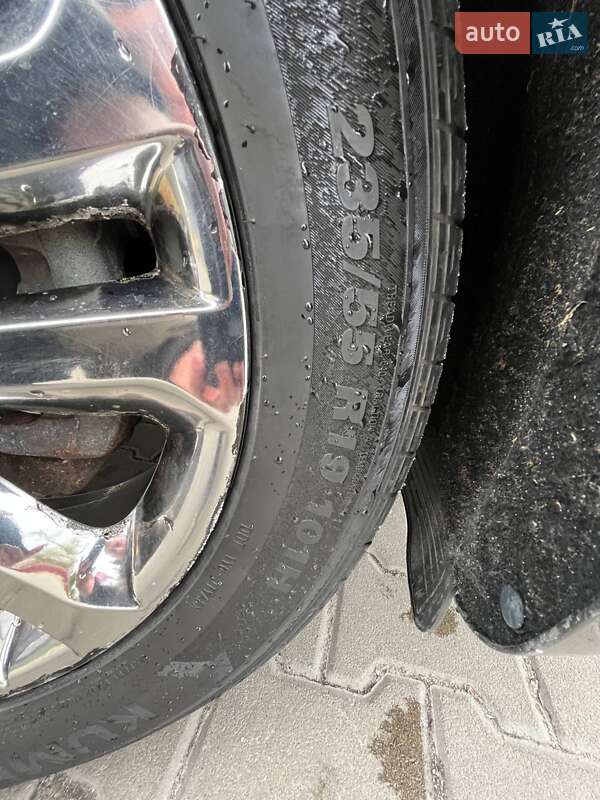 Мінівен Kia Carnival 2014 в Києві