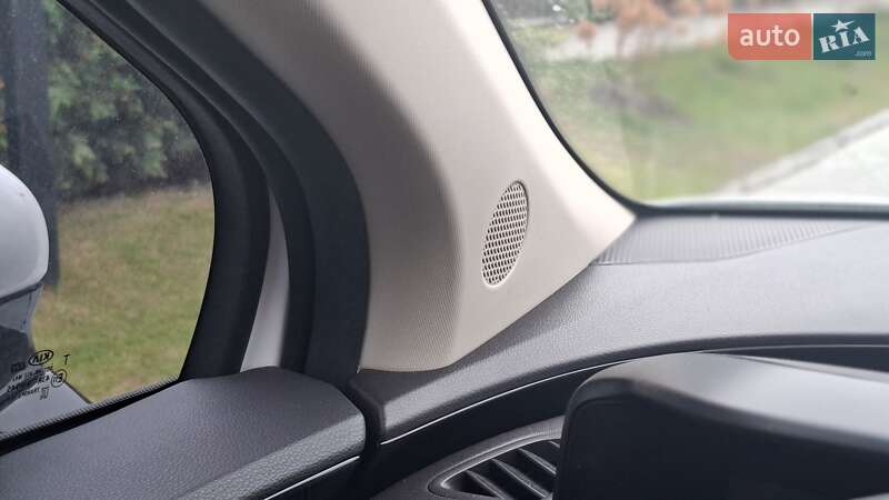 Минивэн Kia Carnival 2021 в Киеве фото 175 Минивэн Kia Carnival 2021 в Киеве