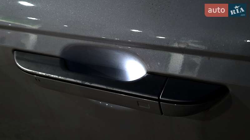 Минивэн Kia Carnival 2021 в Киеве фото 198 Минивэн Kia Carnival 2021 в Киеве