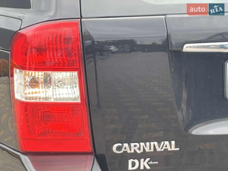 Мінівен Kia Carnival 2006 в Вінниці фото 10 Мінівен Kia Carnival 2006 в Вінниці