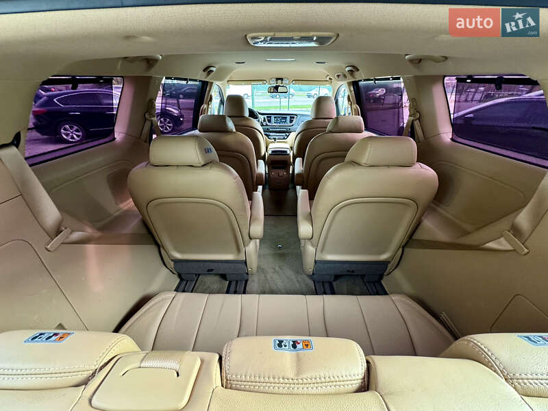 Минивэн Kia Carnival 2017 в Виннице фото 3 Минивэн Kia Carnival 2017 в Виннице