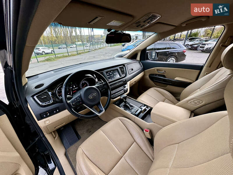 Минивэн Kia Carnival 2017 в Виннице фото 23 Минивэн Kia Carnival 2017 в Виннице
