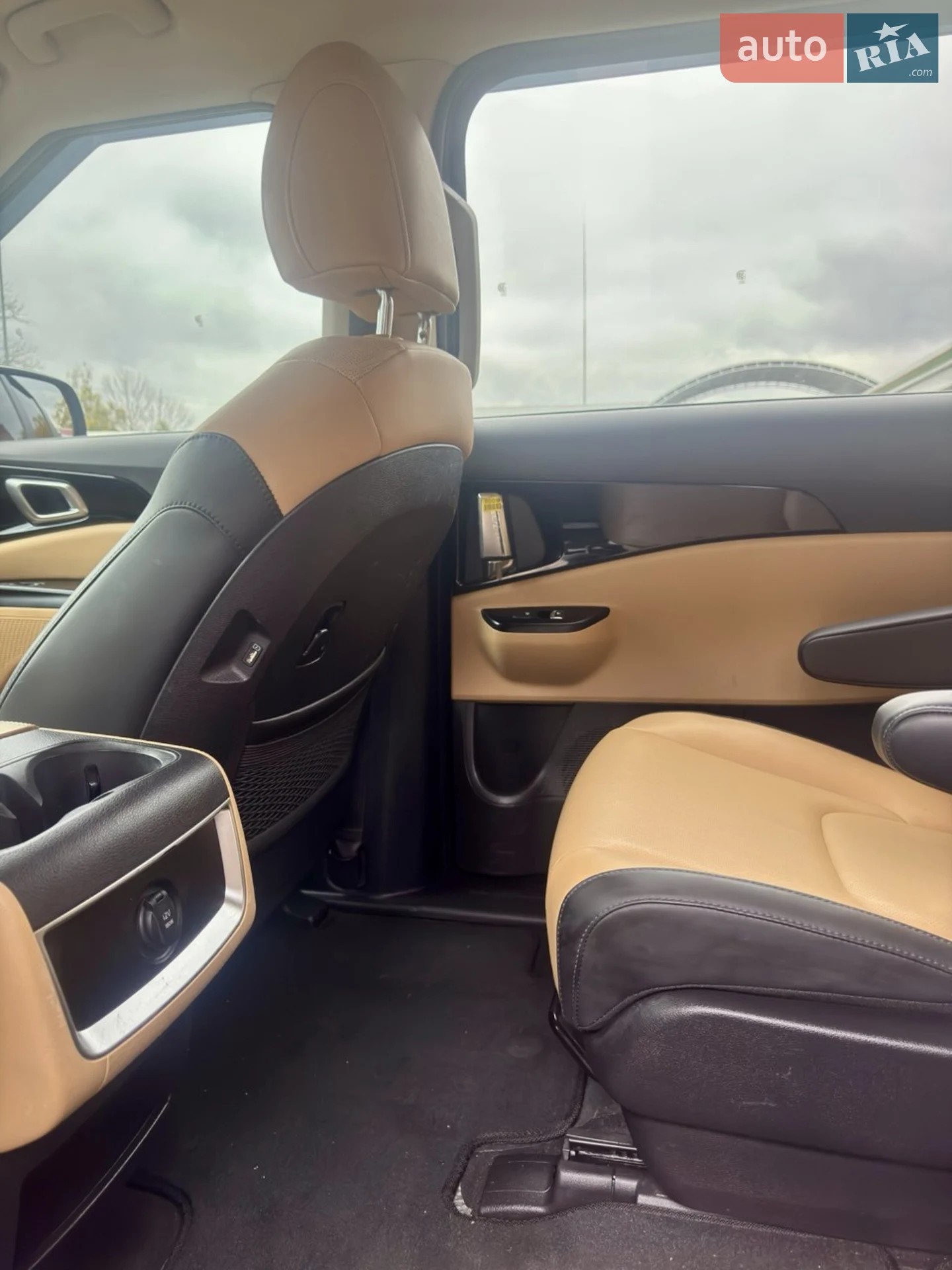 2021 Kia Carnival - мініатюра 17