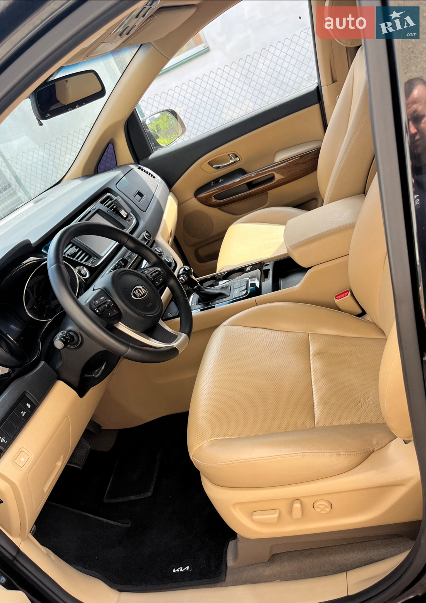 2016 Kia Carnival - мініатюра 15