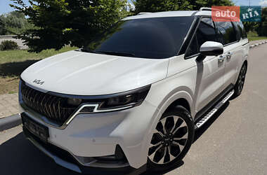Минивэн Kia Carnival 2022 в Киеве Минивэн Kia Carnival 2022 в Киеве