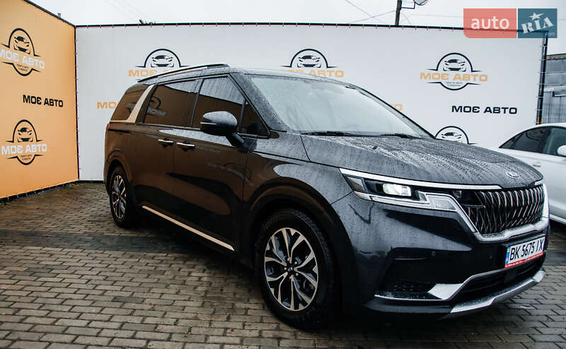 Минивэн Kia Carnival 2021 в Ровно