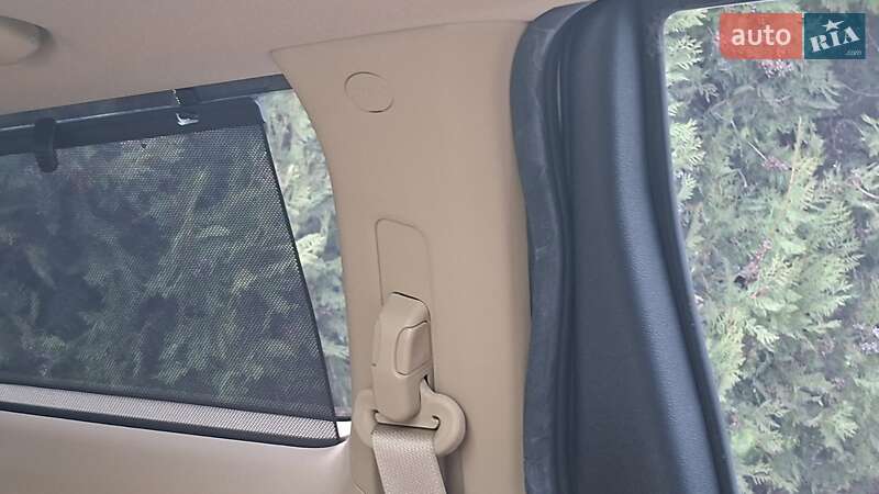 Минивэн Kia Carnival 2019 в Киеве