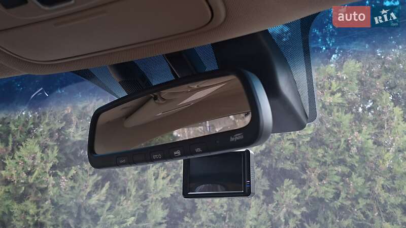 Минивэн Kia Carnival 2019 в Киеве