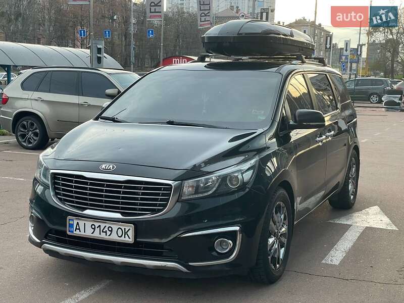 Минивэн Kia Carnival 2014 в Киеве