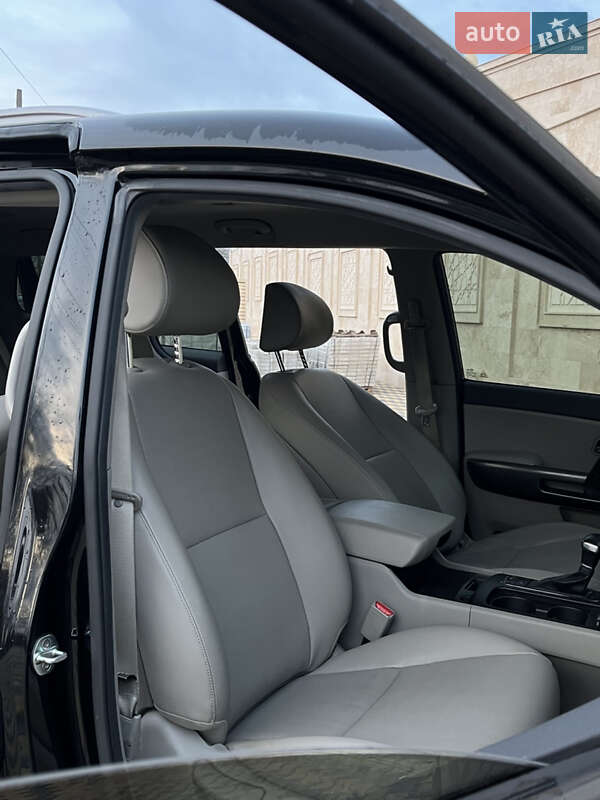 Минивэн Kia Carnival 2017 в Одессе