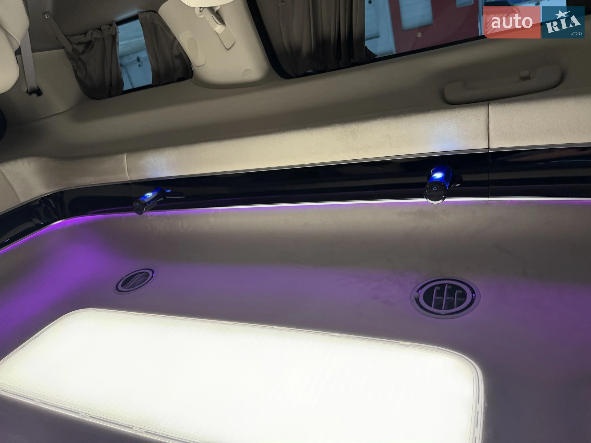 2024 Kia Carnival - мініатюра 51