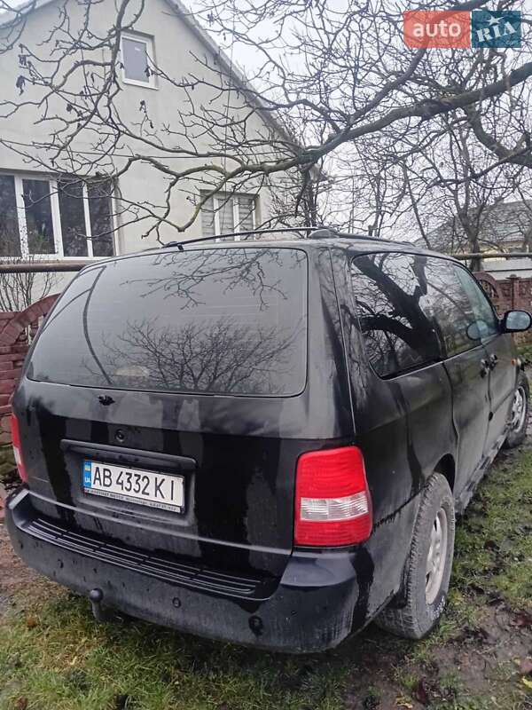 Минивэн Kia Carnival 2006 в Хотине фото Минивэн Kia Carnival 2006 в Хотине