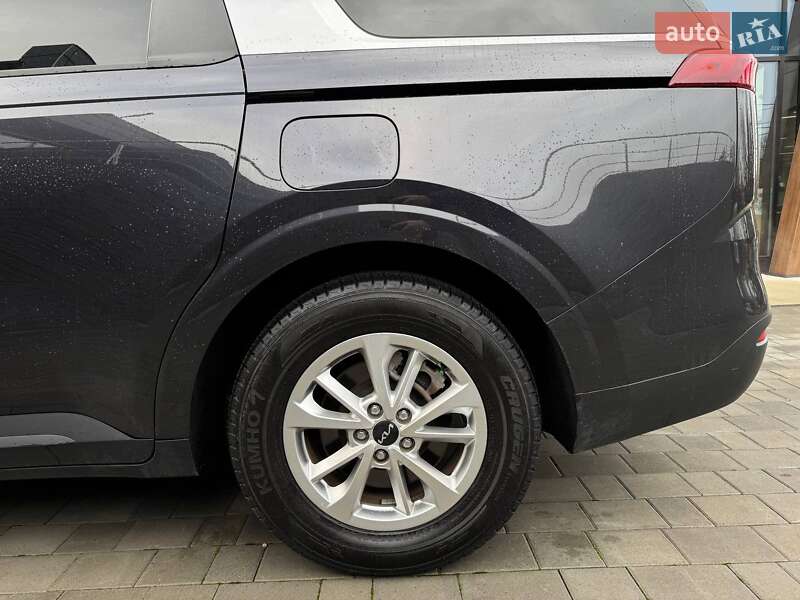 Минивэн Kia Carnival 2023 в Луцке