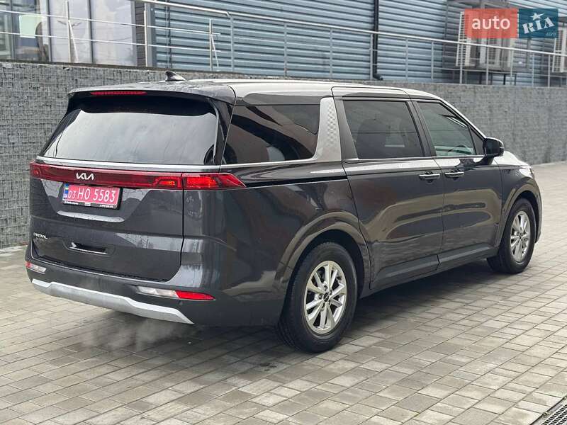 Минивэн Kia Carnival 2023 в Луцке