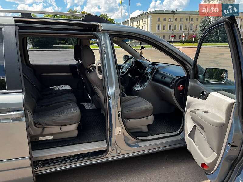 Минивэн Kia Carnival 2008 в Хмельницком фото 11 Минивэн Kia Carnival 2008 в Хмельницком