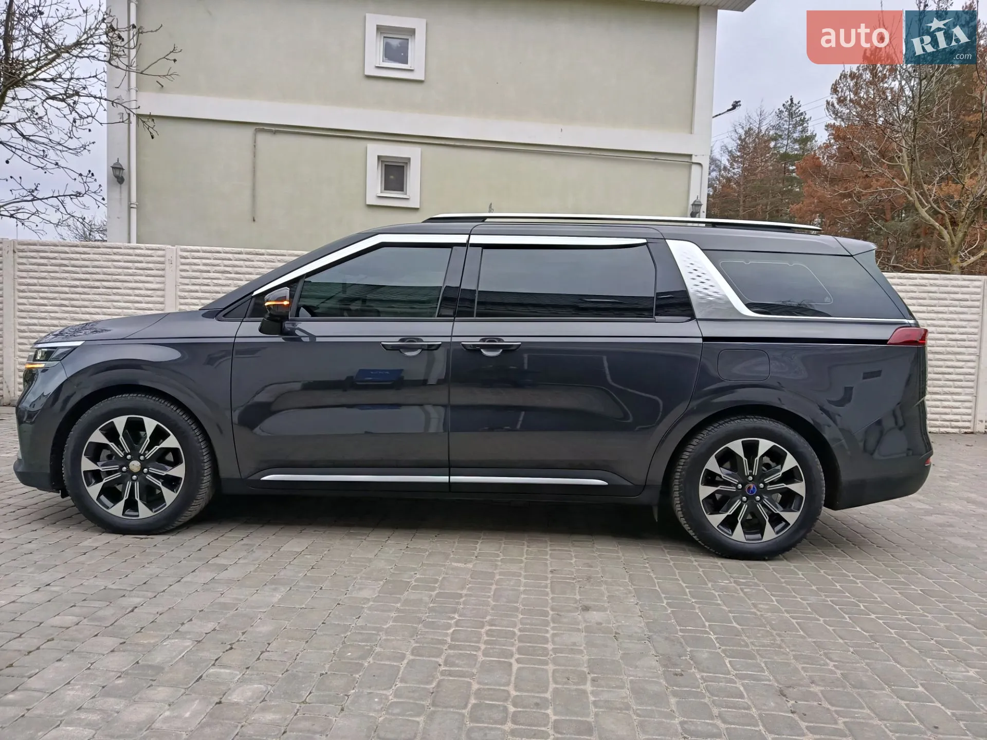 2021 Kia Carnival - мініатюра 3