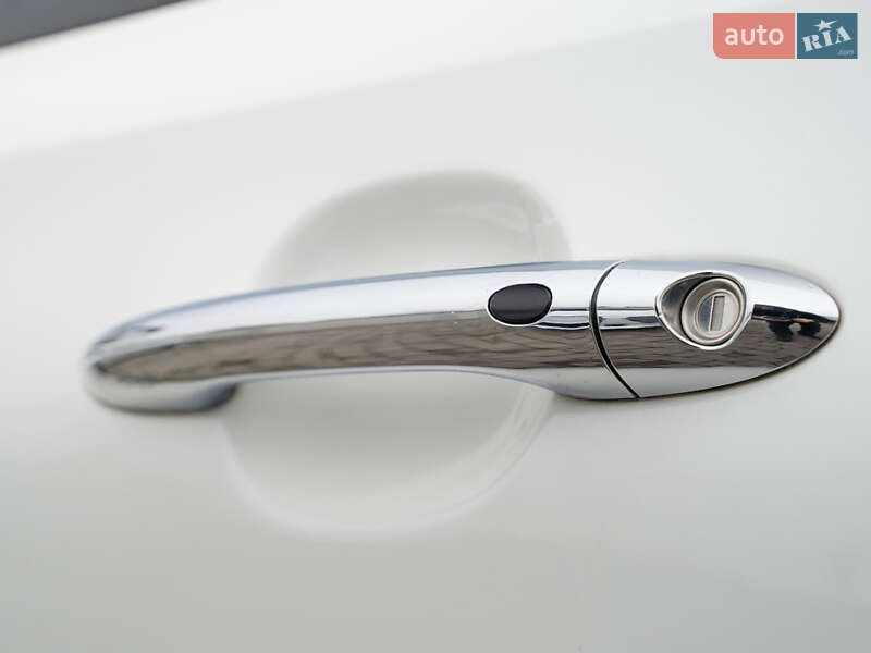 Мінівен Kia Carnival 2014 в Одесі