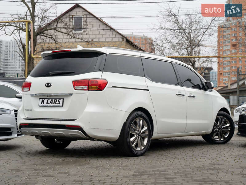 Мінівен Kia Carnival 2014 в Одесі