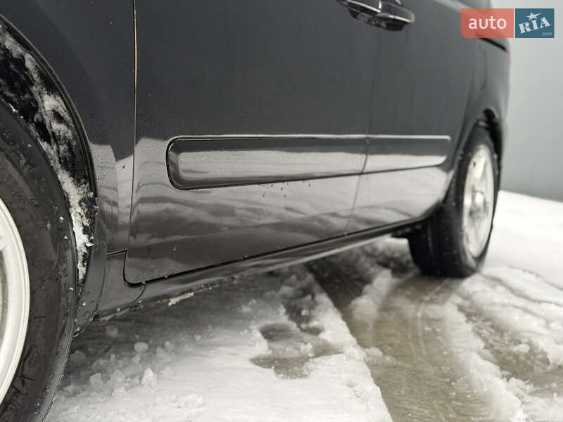 Минивэн Kia Carnival 2007 в Мукачево фото 9 Минивэн Kia Carnival 2007 в Мукачево