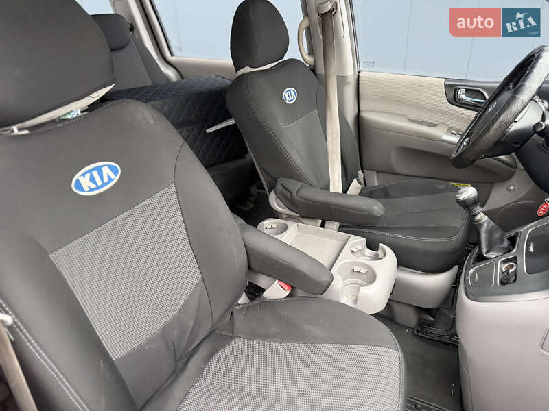 Минивэн Kia Carnival 2007 в Мукачево фото 12 Минивэн Kia Carnival 2007 в Мукачево