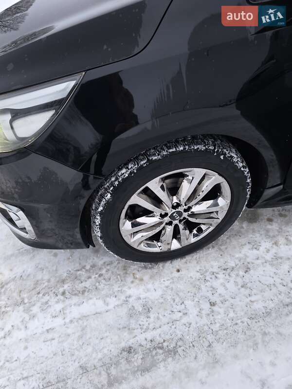 Минивэн Kia Carnival 2014 в Тячеве фото 5 Минивэн Kia Carnival 2014 в Тячеве