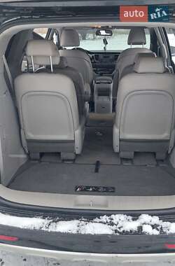 Минивэн Kia Carnival 2014 в Полтаве