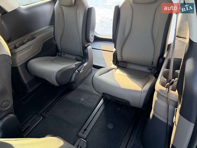 Минивэн Kia Carnival 2024 в Киеве фото 17 Минивэн Kia Carnival 2024 в Киеве