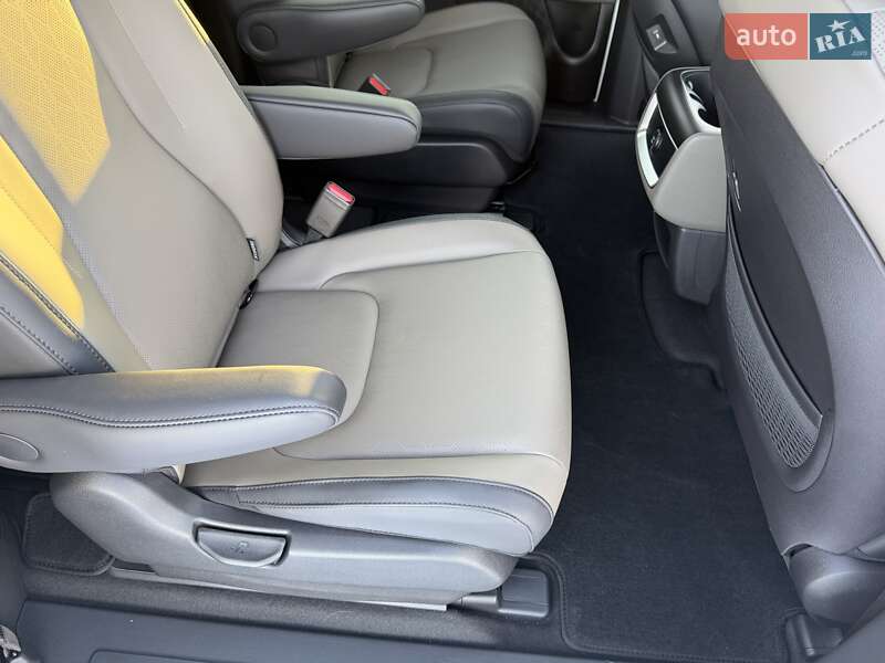 Минивэн Kia Carnival 2024 в Киеве фото 25 Минивэн Kia Carnival 2024 в Киеве