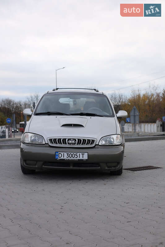 Kia Carnival 2000 Kia Carnival 2000