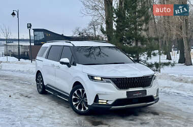 Минивэн Kia Carnival 2021 в Киеве