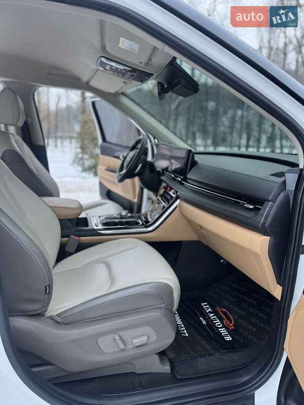 Минивэн Kia Carnival 2021 в Киеве фото 63 Минивэн Kia Carnival 2021 в Киеве