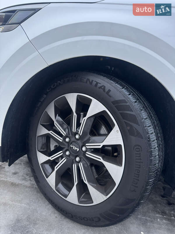 Минивэн Kia Carnival 2021 в Киеве фото 79 Минивэн Kia Carnival 2021 в Киеве