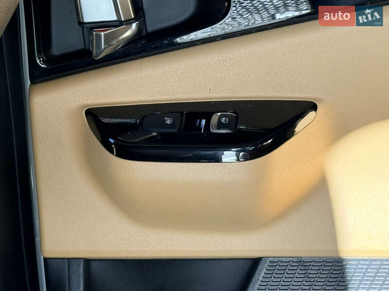 Минивэн Kia Carnival 2023 в Киеве фото 18 Минивэн Kia Carnival 2023 в Киеве