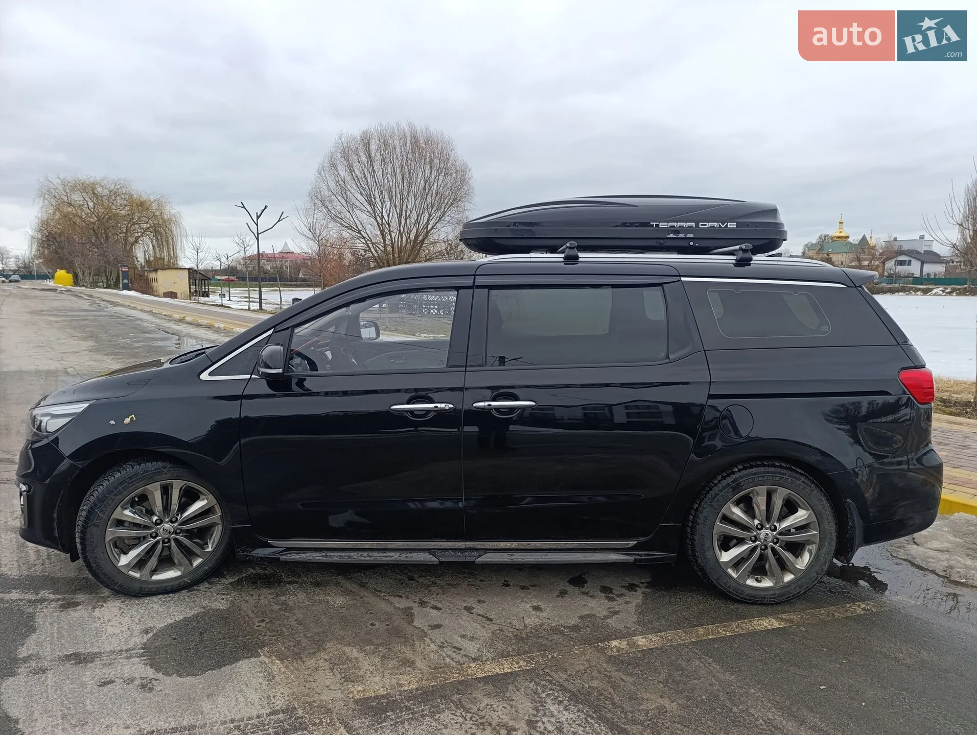 2017 Kia Carnival - мініатюра 4