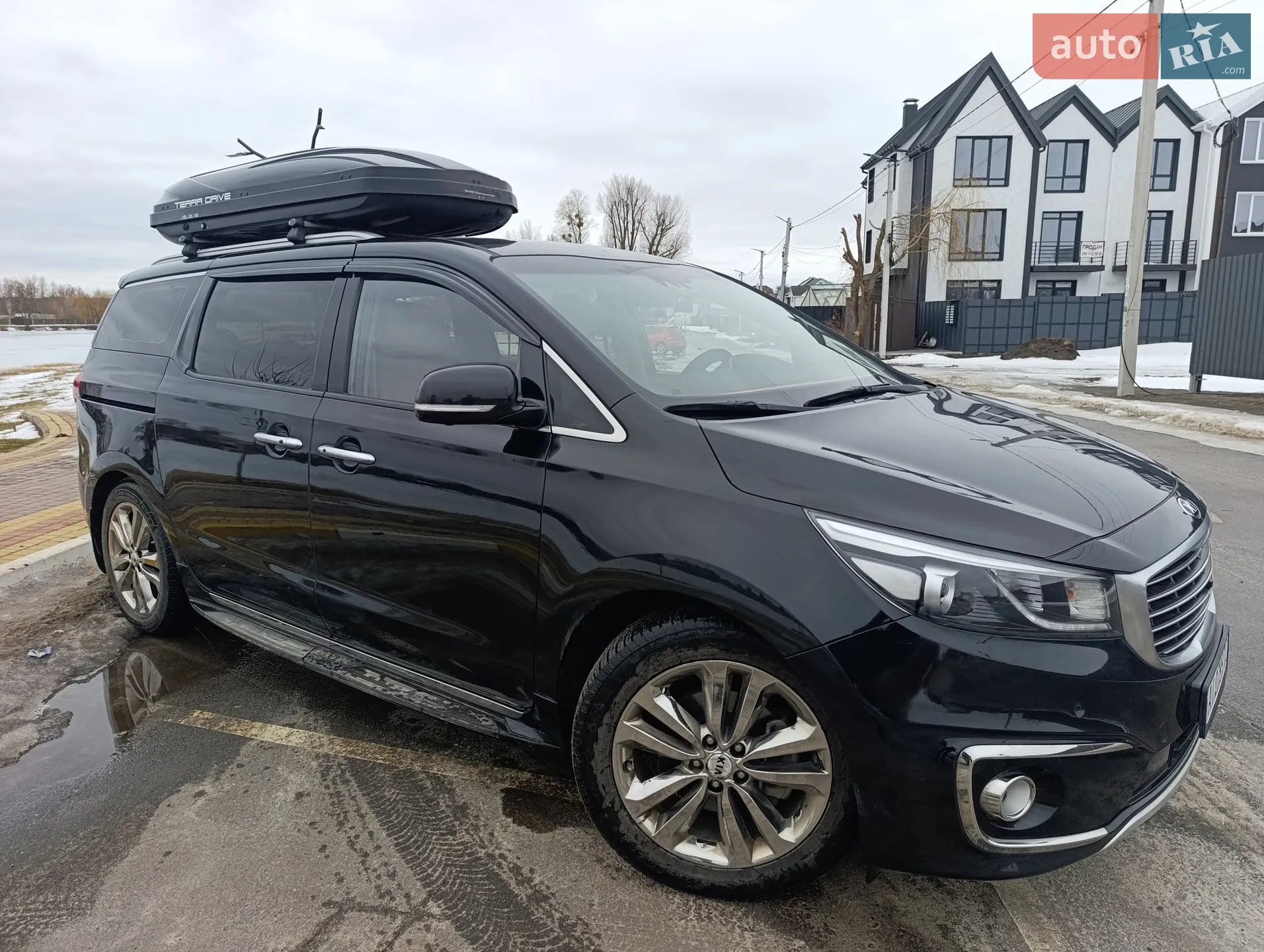 2017 Kia Carnival - мініатюра 10