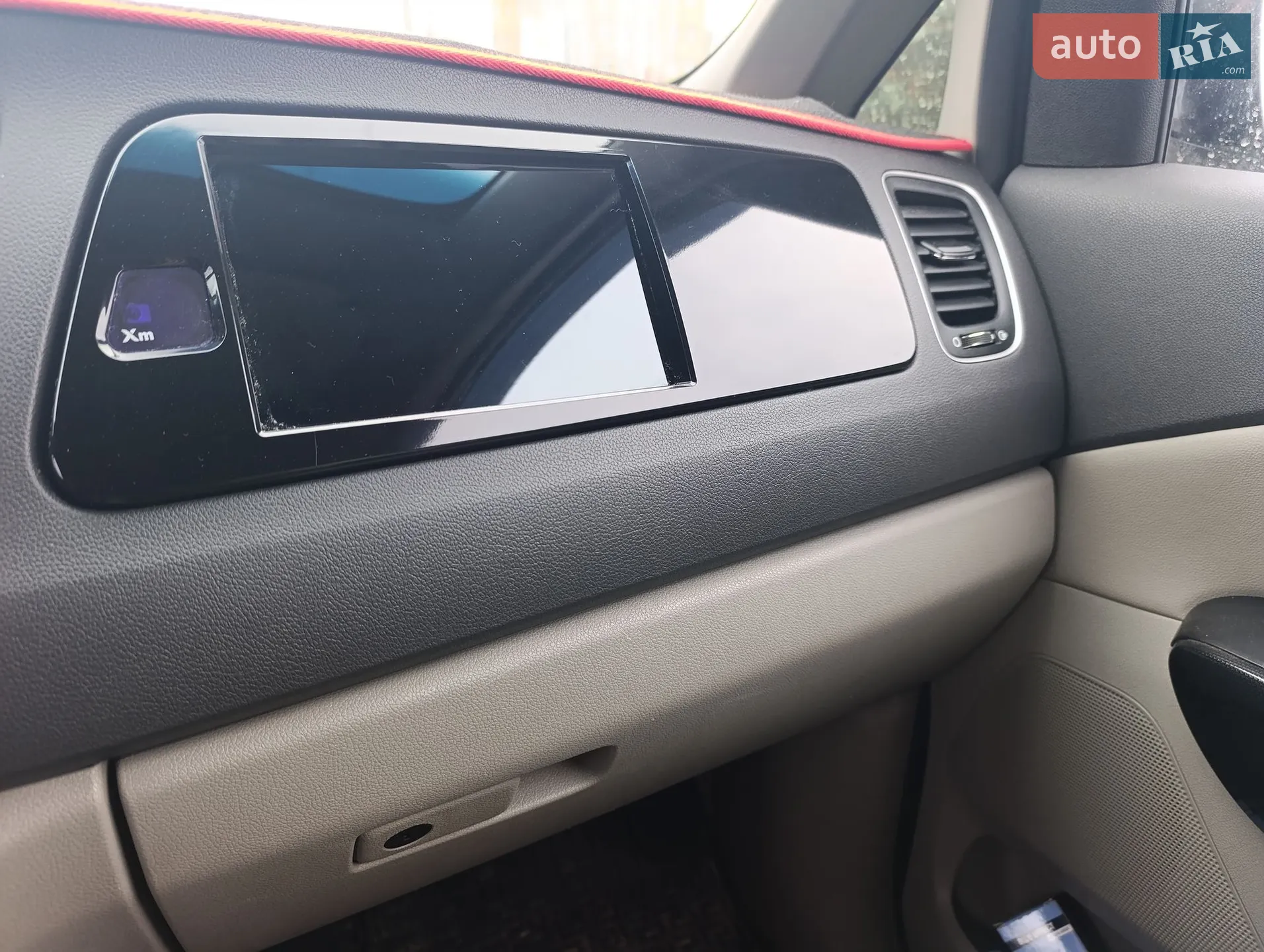 2017 Kia Carnival - мініатюра 37
