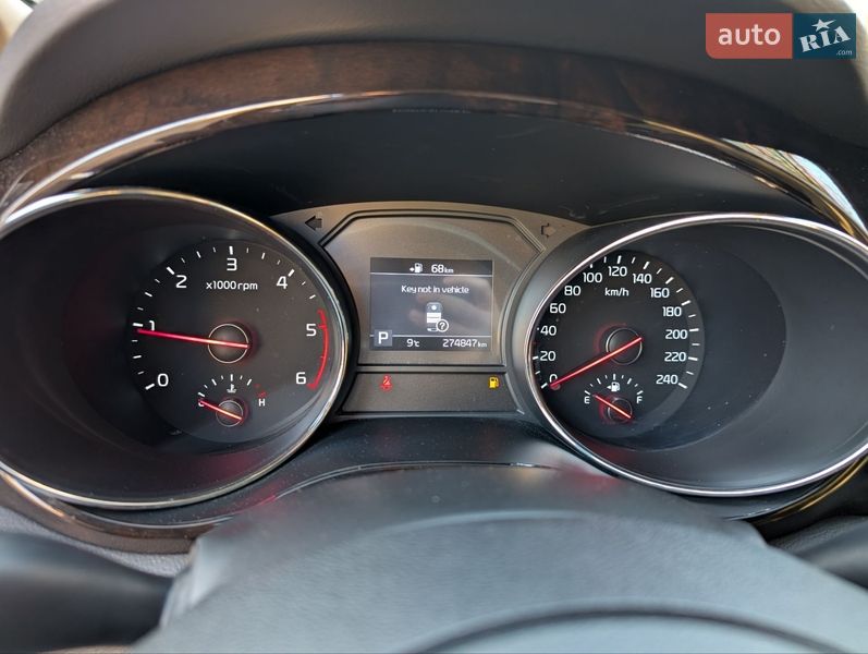 Минивэн Kia Carnival 2018 в Тернополе