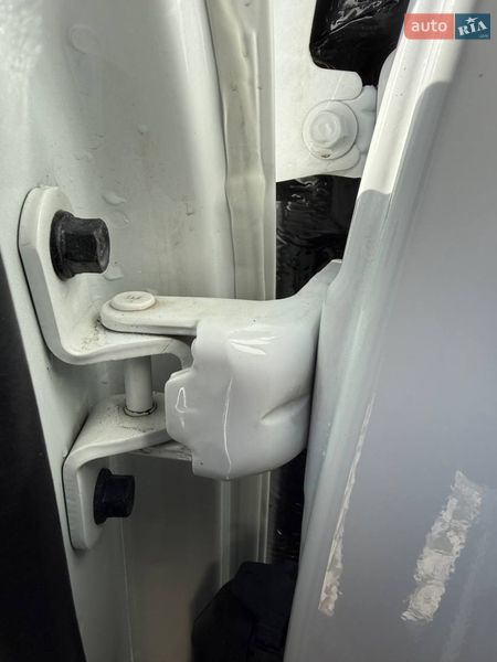 Минивэн Kia Carnival 2023 в Тернополе