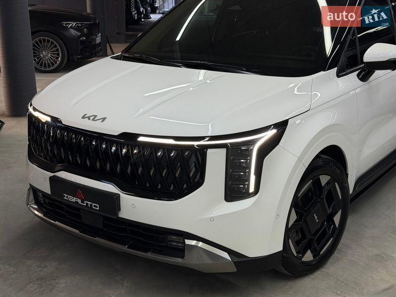 Минивэн Kia Carnival 2024 в Одессе