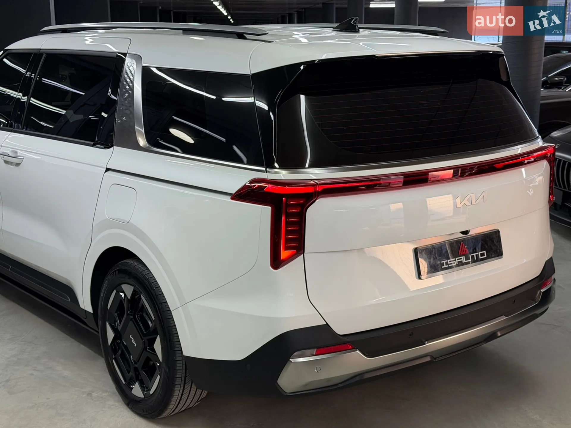 2024 Kia Carnival - мініатюра 12