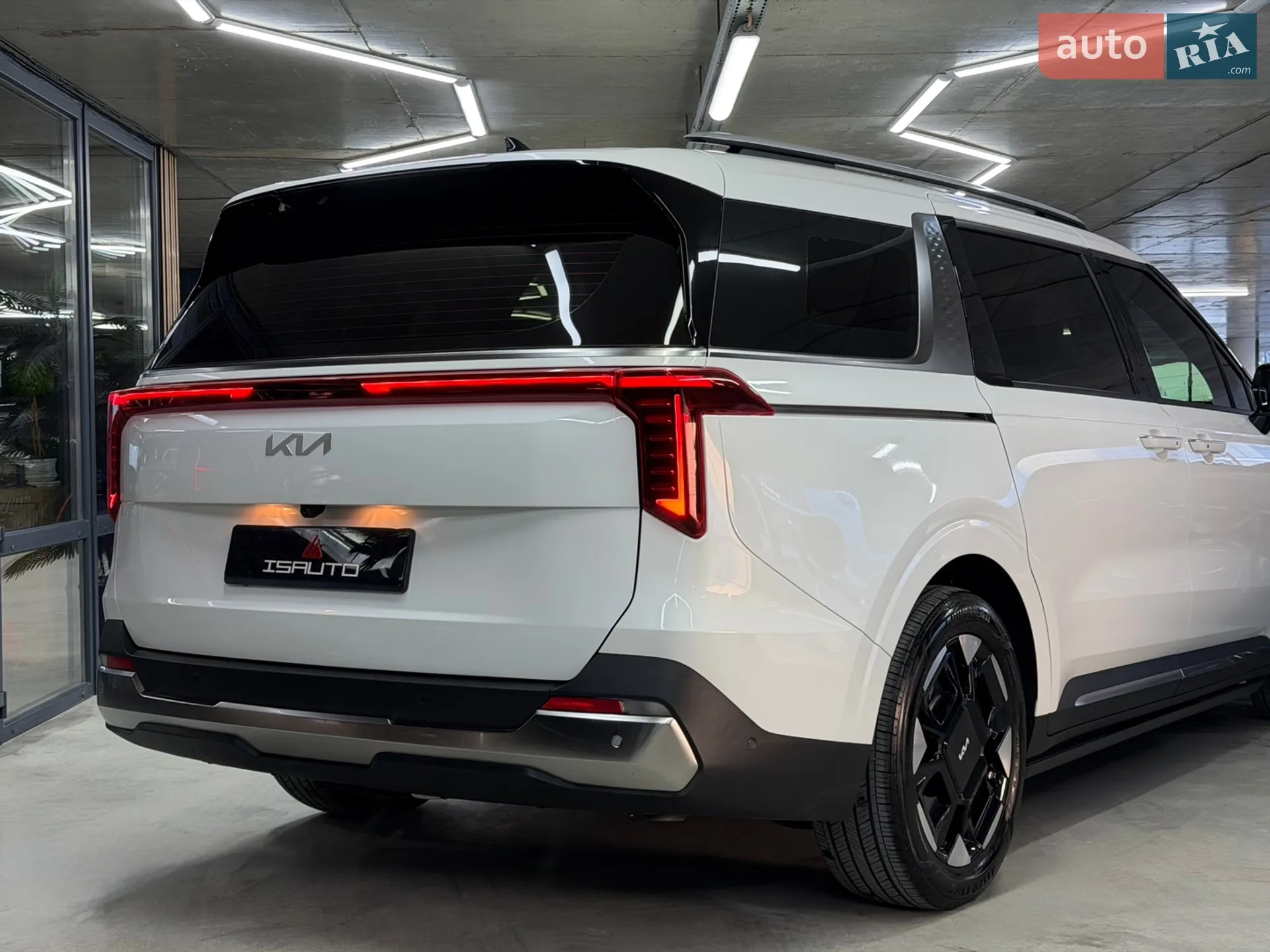 2024 Kia Carnival - мініатюра 17