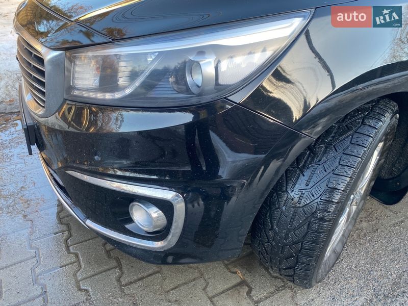Минивэн Kia Carnival 2014 в Киеве