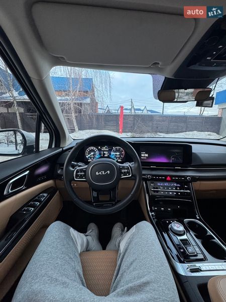 Минивэн Kia Carnival 2023 в Бердичеве