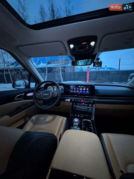 Минивэн Kia Carnival 2023 в Бердичеве