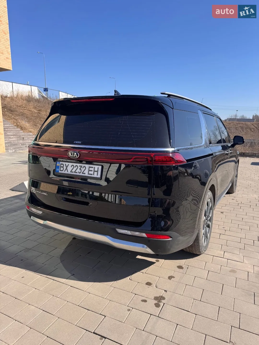 2020 Kia Carnival - мініатюра 4