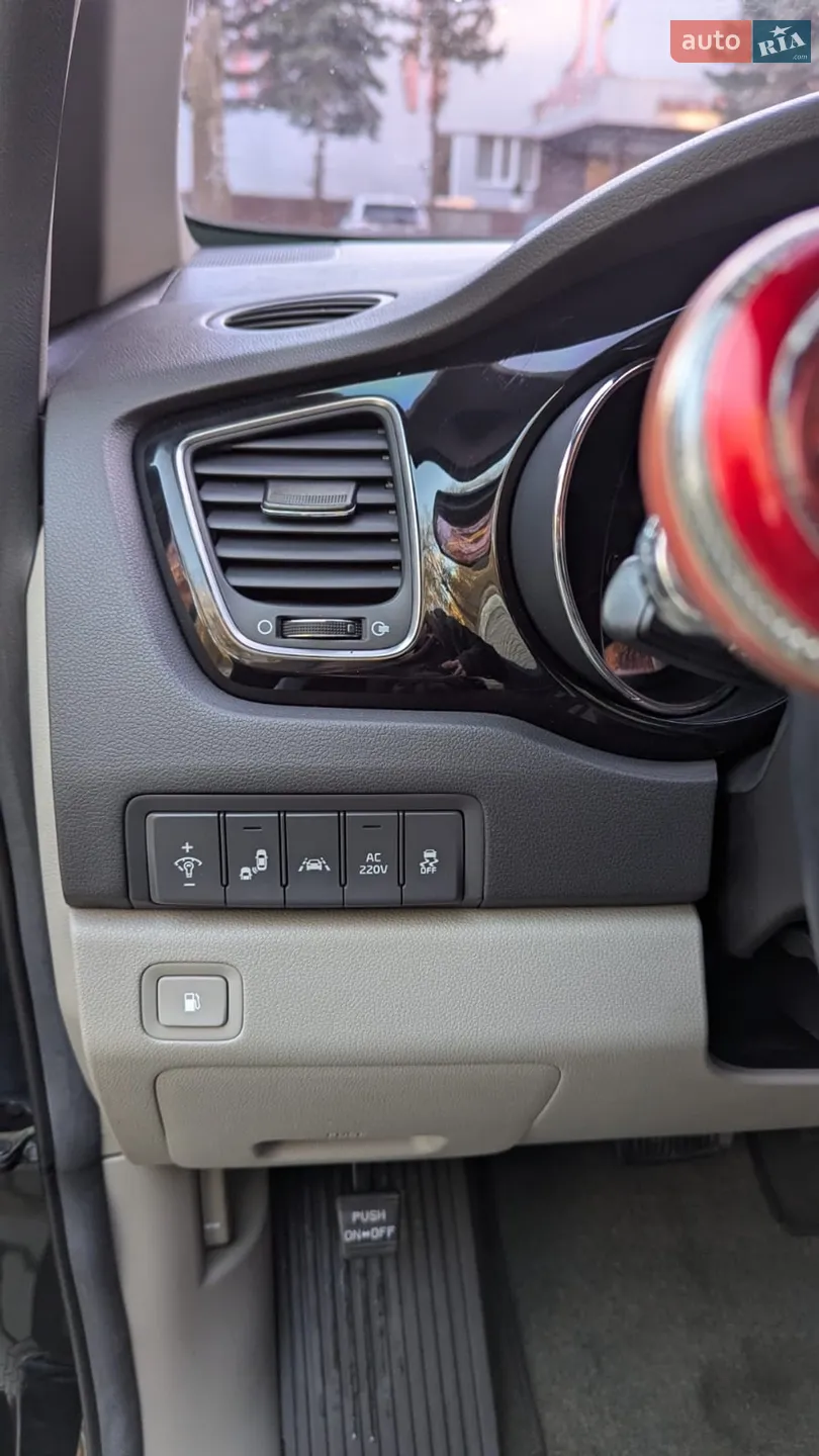 2015 Kia Carnival - мініатюра 17