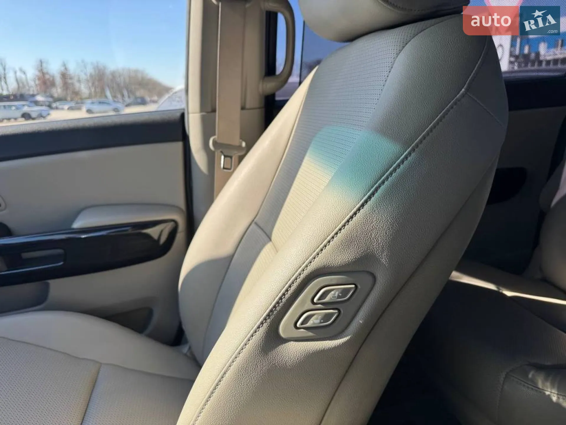 2019 Kia Carnival - мініатюра 25