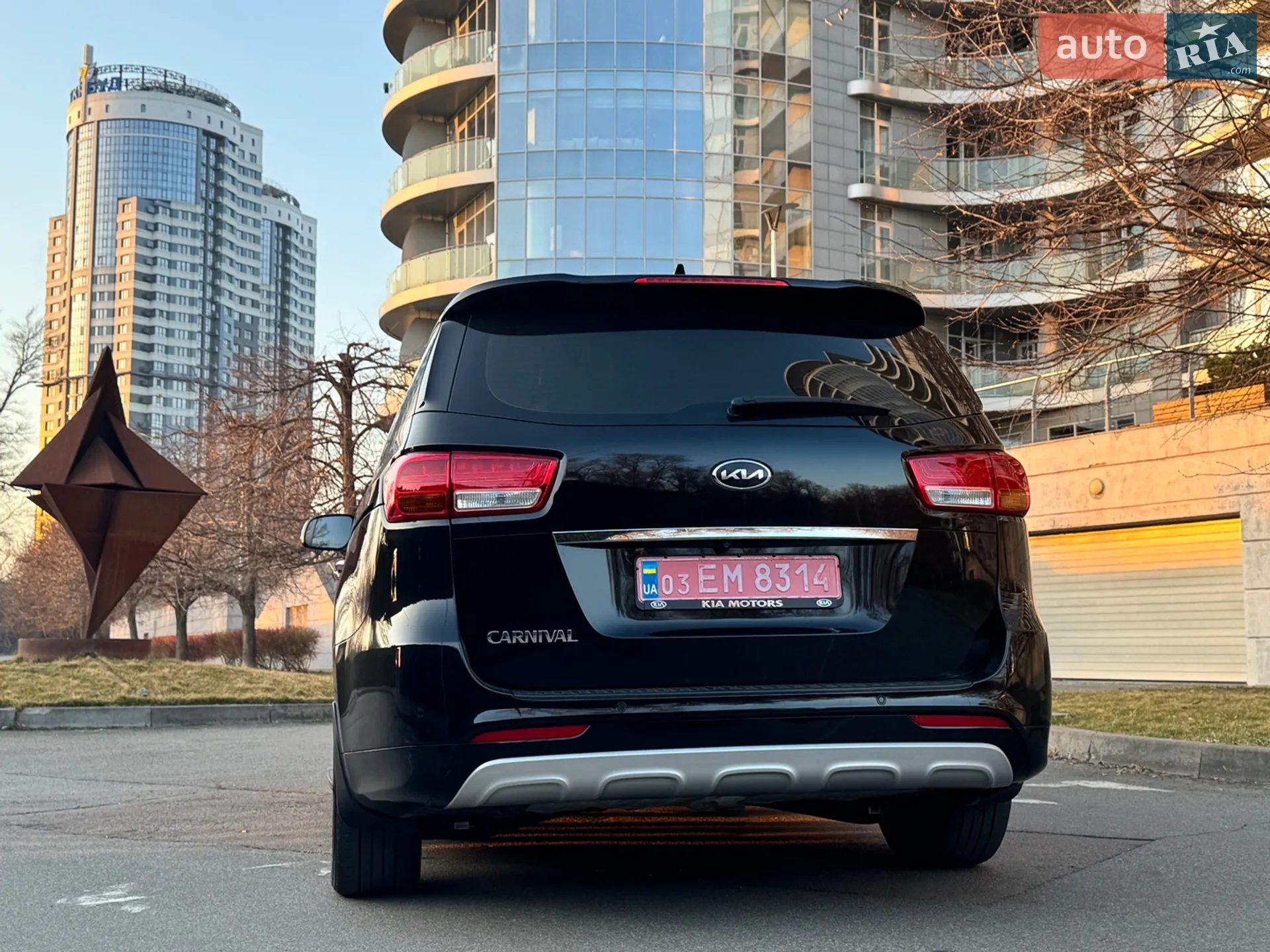 2018 Kia Carnival - мініатюра 10