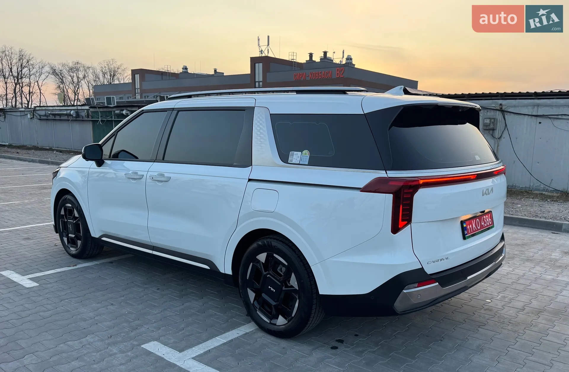 2024 Kia Carnival - мініатюра 15