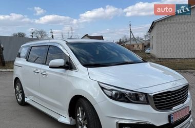 Минивэн Kia Carnival 2014 в Калиновке